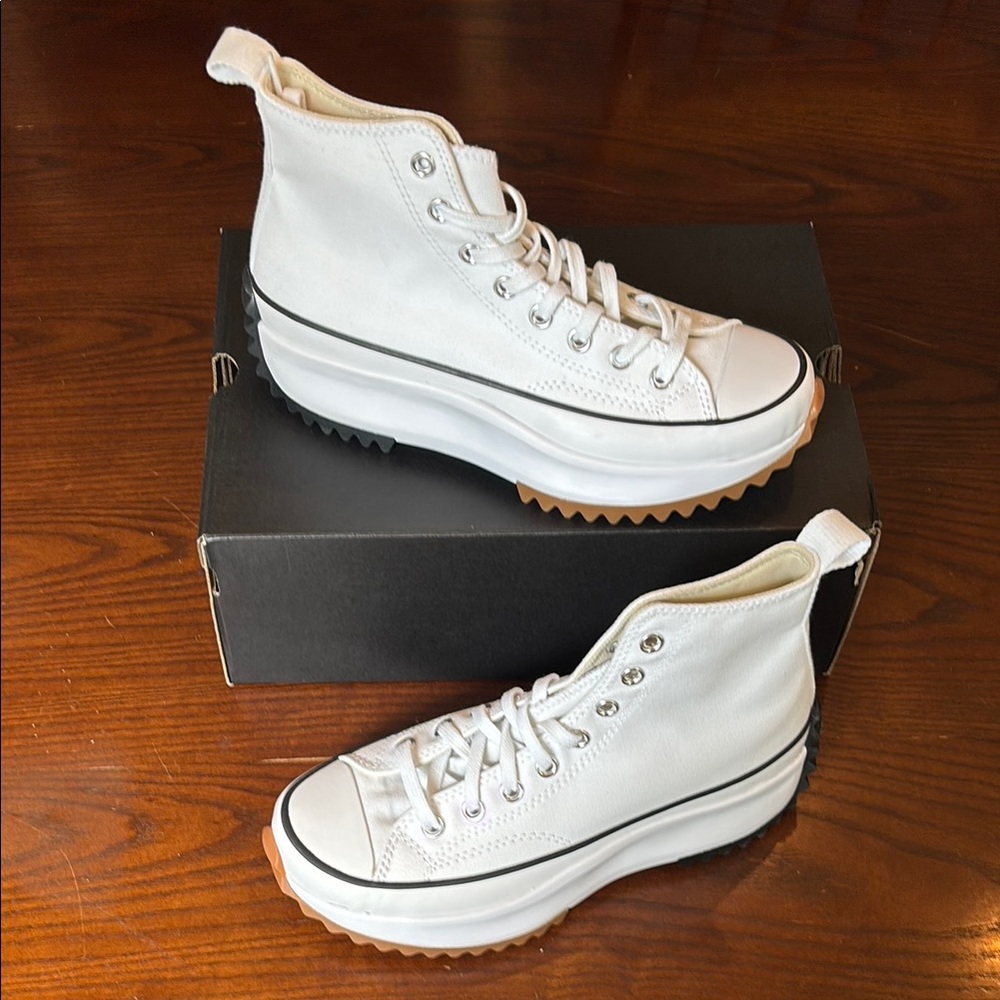 Converse Platform women’s shoes white